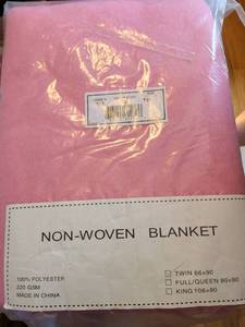 lot 317 image: Non-Woven Blanket Twin 66x90 100% Polyester 220 GSM