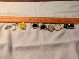 lot 365 image: Lot of 8 Clip-On Earrings with Gold-Tone Settings