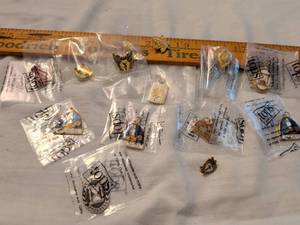 lot 383 image: TOPS Club Lapel Pins Lot 12 Pieces Collectible Badges