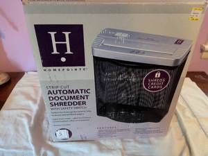 lot 440 image: Homepointe Strip Cut Automatic Document Shredder with Safety Switch