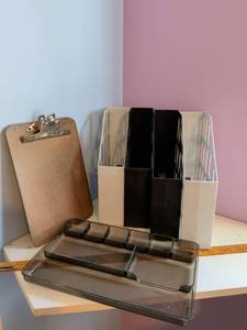 lot 452 image: Office Desk Organizer Set with Magazine Holders Clipboard and Trays