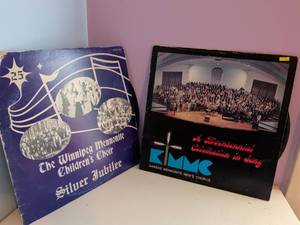 lot 466 image: 2 Mennonite Choir Albums The Winnipeg Mennonite Childrens Choir Silver Jubilee Kansas Mens Chorus