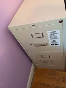 lot 473 image: Han metal two-drawer filing cabinet