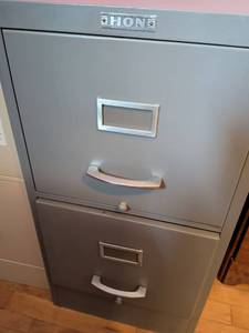 lot 474 image: HONE 2-Drawer Lateral File Cabinet