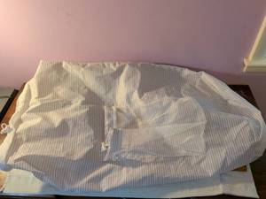 lot 479 image: Mainstays Arctic White & Soft Silver Striped linen bag