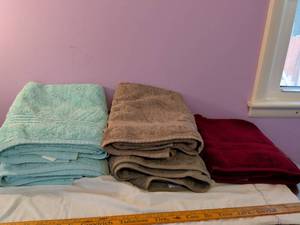 lot 543 image: for Home 6-piece Towel Set 100% Cotton Jacquard