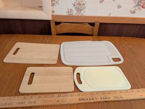lot 591 image: Cutting Board Set 4 Piece Mixed Material Kitchen Boards