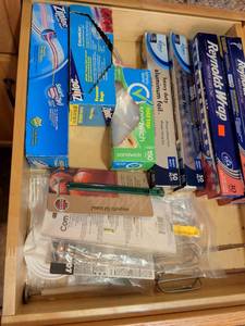 lot 606 image: Kitchen Food Storage and Serving Supplies Lot Ziploc Sandwich Bags Simply Done