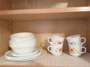 lot 615 image: Corelle by Corning Dinnerware Set with Floral Mugs