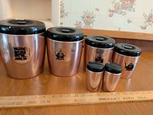 lot 628 image: Tea Coffee Sugar Canister Set 4-Piece with Lids and salt and pepper shakerd