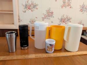 lot 646 image: Lot of 6 Beverage Containers Contigo, Plastic Pitchers, Stainless Steel Tumbler, Commemorative Cup