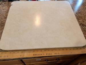lot 656 image: Homemade cutting board