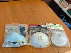 lot 672 image: 3M 8515 N95 Cool Flow Respirator, 3M tekk N95 Lawn Garden Respirator, MSA Dust Masks Lot
