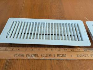 lot 678 image: White Floor Register Vent Grille 2 Pack