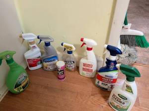 lot 690 image: Cleaning Supplies Lot Insecticidal Soap Woolite Natures Miracle Stain Remover
