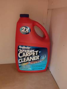 lot 691 image: Rug Doctor Oxy-Steam Carpet Cleaner 96 FL OZ Concentrated