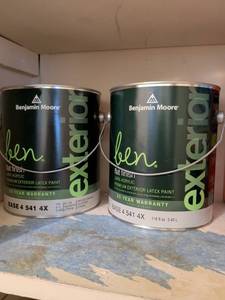 lot 697 image: Benjamin Moore Exterior Latex Paint 541 4X 100% Acrylic Flat Finish 3.43L (2 Cans)