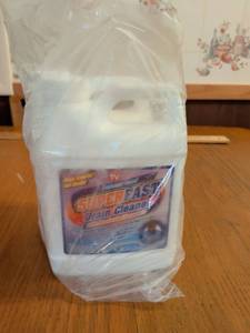 lot 713 image: Super Fast Drain Cleaner with Accelerated Formula