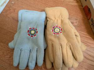 lot 722 image: Pair of Embroidered Gloves Light Blue Tan Flower Design