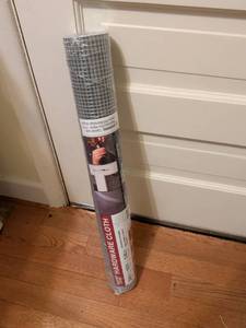 lot 729 image: Hardwire Cloth 24in x 100ft 14in Mesh Soft Vent