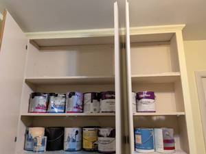 lot 736 image: Paint Lot Interior Latex Satin Wall ColorPlace Benjamin Moore Zinsser 13 Cans
