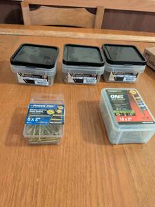 lot 745 image: Hillman Power-Pro Deck & Wood Screws Lot 5 Packs Mixed Sizes