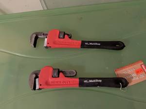 lot 761 image: WorkShop 10 in. Heavy Duty Pipe Wrench Lot of 2