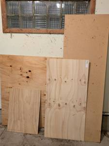 lot 772 image: 14 Sheet 114 AC Ply Lumber Sheets Lot