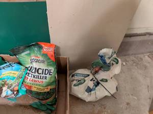 lot 785 image: Stracide Razicide Insect Killer for Lawns and Scotts Master Sun Shade Mix Grass Seed Lot