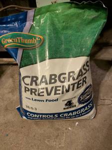 lot 789 image: GreenThumb Crabgrass Preventer with Lawn Food 26-0-3