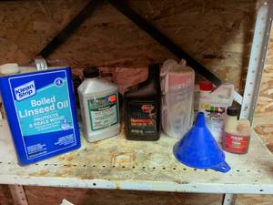 lot 841 image: Garage & Shop Supplies Lot Klean Strip Boiled Linseed Oil, Motor Oil, Fertilome, Roundup, Sta-Bil