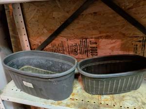 lot 842 image: Livestock Water Tanks, Oval Poly Trough, 3 Count