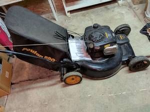 Poulan PRO 625EX 22 in. Self-Propelled Walk-Behind Lawn Mower