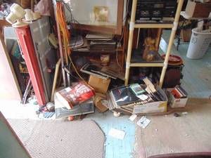lot 3387 image: Records Records Records - Boxes of 45s and Big Box of Albums