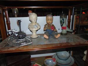 lot 3417 image: Contents of Shelf- White Bust