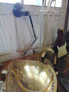 lot 3457 image: Horse head fireplace set