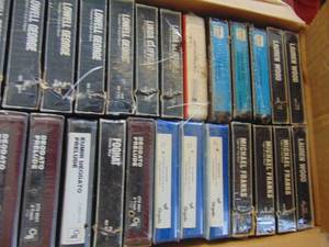 lot 3461 image: 8 tracks NIB
