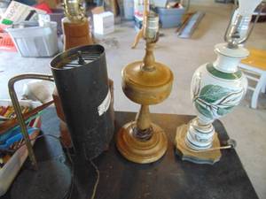 lot 3477 image: Vintage table lamps