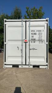 lot 71037 image: Container (DPXU211090)