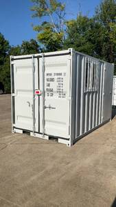 lot 71037 image: 11 ft Security Container