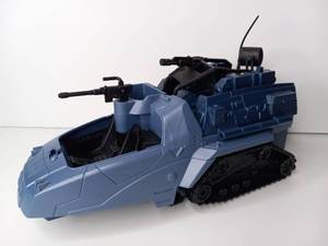 lot 21 image: Hasbro Transformers Blue Military Vehicle with Tracked Base C-001C 90831