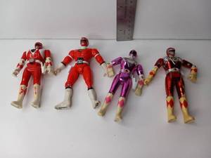 lot 34 image: Power Rangers Action Figures Lot 4 Pieces Red Purple Ranger