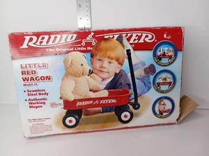 lot 84 image: Radio Flyer Little Red Wagon Model #5