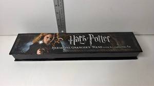 lot 117 image: Harry Potter Hermione Grangers Wand with Illuminating Tip Noble Collection