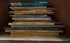 lot 3012 image: Nice Condition Lot of 25 Childrens Books Mixed Titles and Authors Includes 3) Little Golden Books