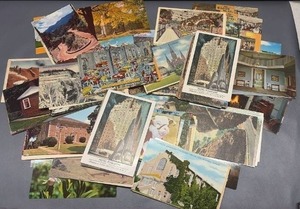 lot 2020 image: Vintage Americana Postcards