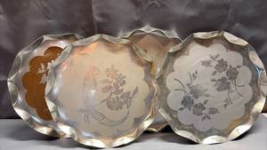 lot 4033 image: 4) Vintage Scalloped Pie Crust Edge Aluminum Trays Approximately 14.5 Inches Diameter
