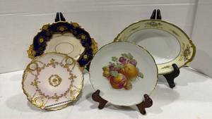 lot 1014 image: Bavaria Schumann Arzberg German and other dishes with stands (a couple of chips shown in pictures)