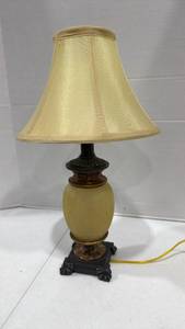 lot 1034 image: Desk lamp 18 in tall
