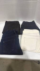 lot 1070 image: Womens pants size 27